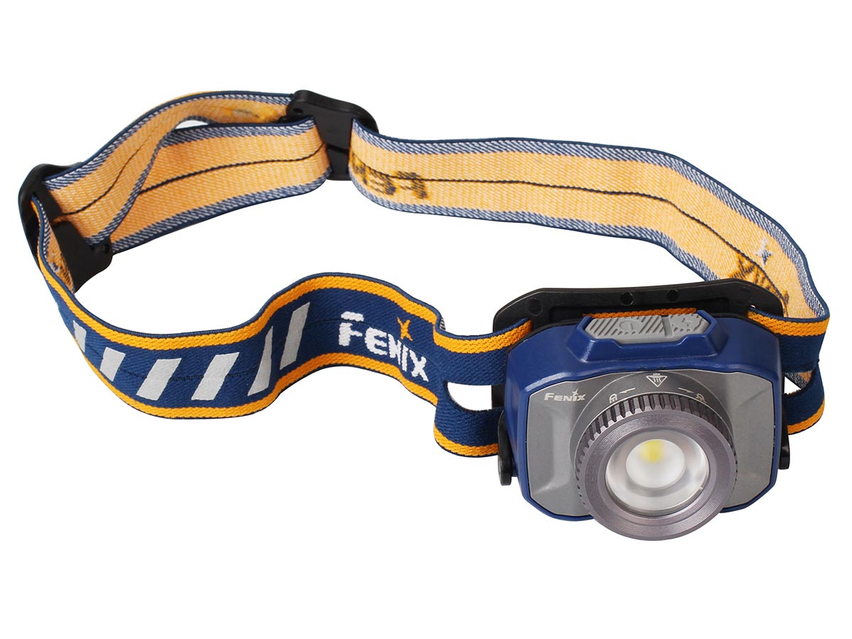 Fenix HL40R Zoomovací čelovka