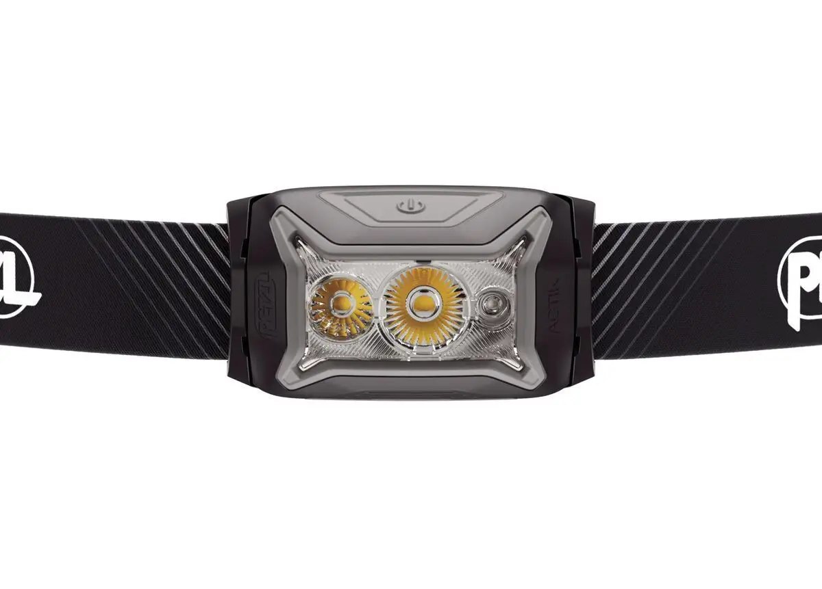 Petzl Actik Core 2022 černá