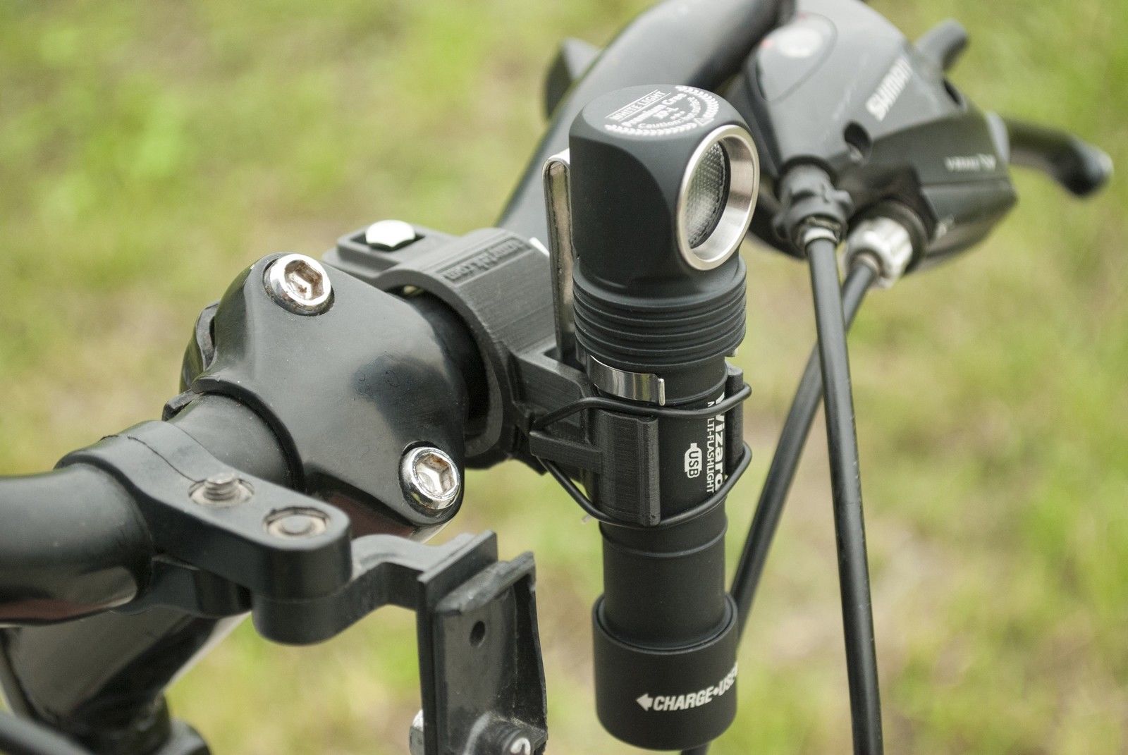 Armytek ABM-01 držák svítilny na kolo