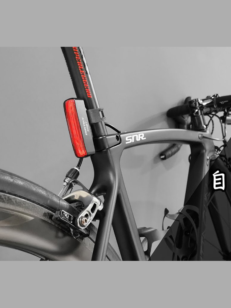 Enfitnix XlitET zadní černá