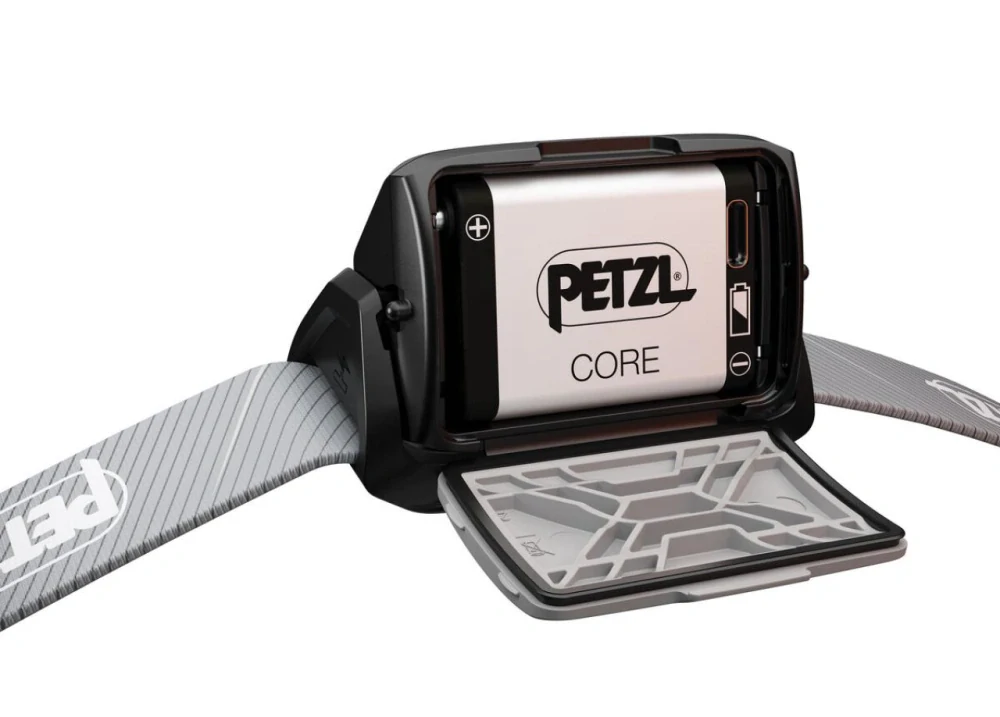 Petzl Tikka Core 2025 modrá