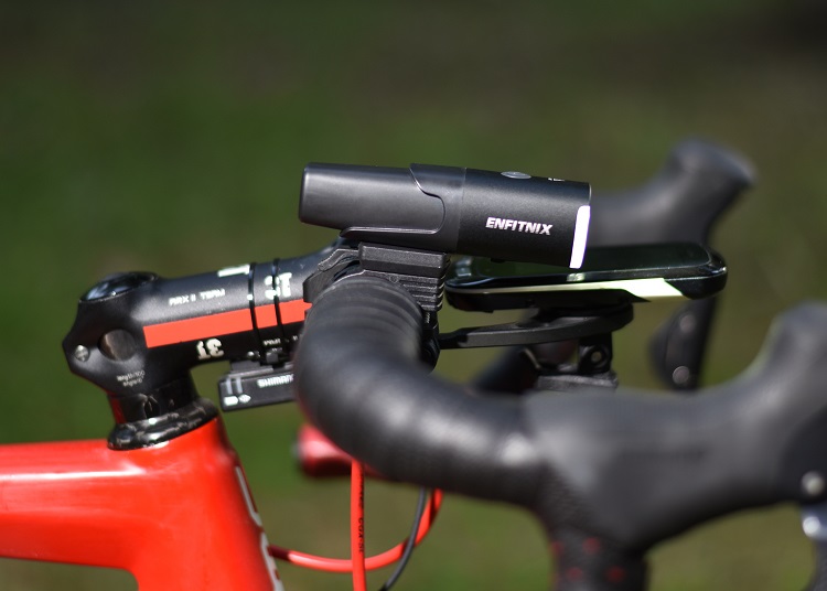 Enfitnix Navi800 přední černá